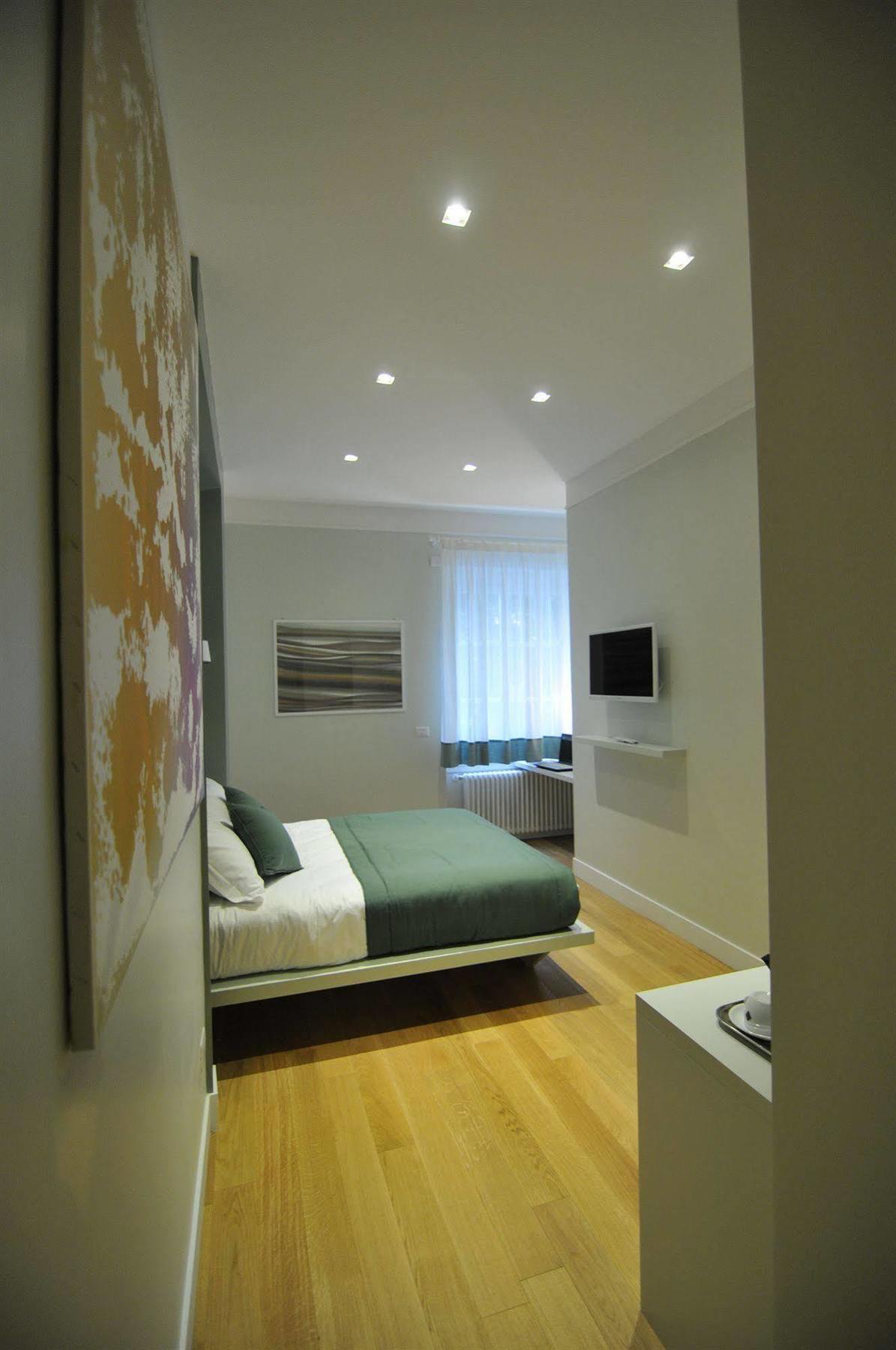Domus Scipioni Guest house Rome
